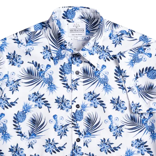Our classic Short Sleeve Shirt 'Hawaiian Pineapple'